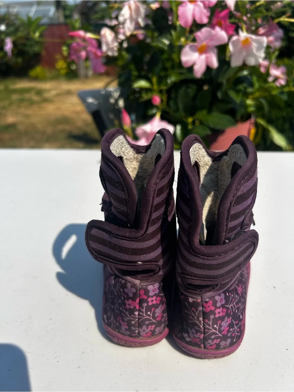 Bogs Kids baby Girl’s Plum/Pink Floral Waterproof Boots Size 7